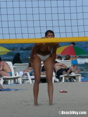 39-volleyball-white-bikini-cameltoe-012
