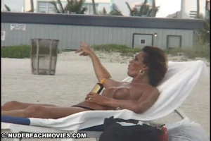 48-nude-girl-beach-movies-252