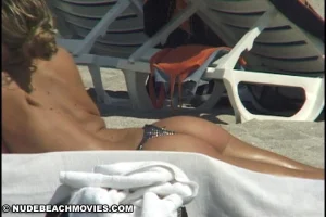 29-nude-girl-beach-movies-164