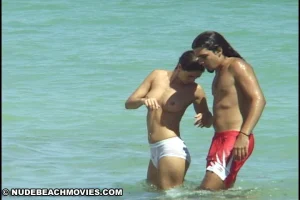 34-nude-girl-beach-movies-181